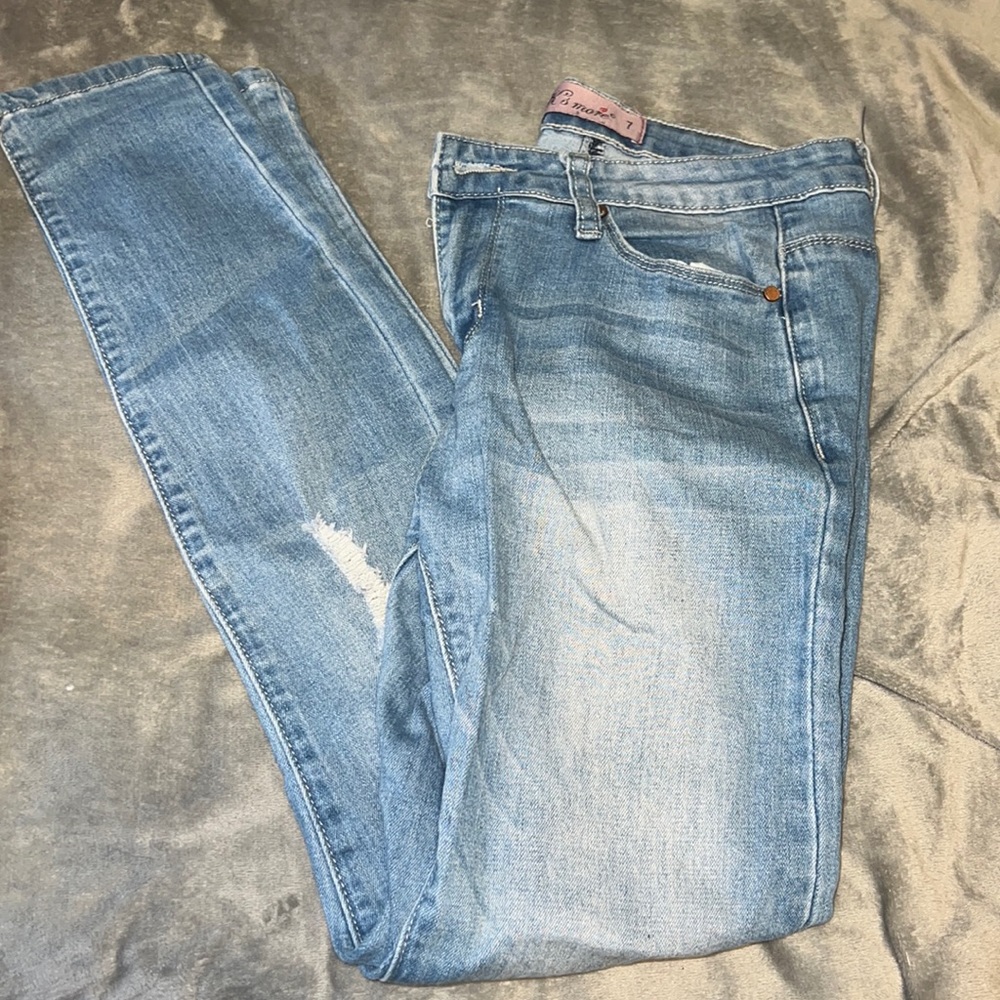 COPY - Blue ripped jeans